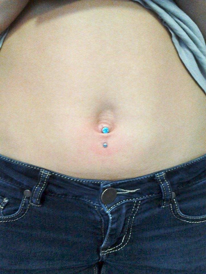 How much does getting clearance your belly button pierced cost