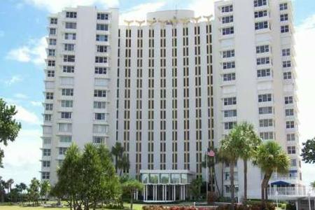 Fountainhead condos in Lauderdale By the Sea