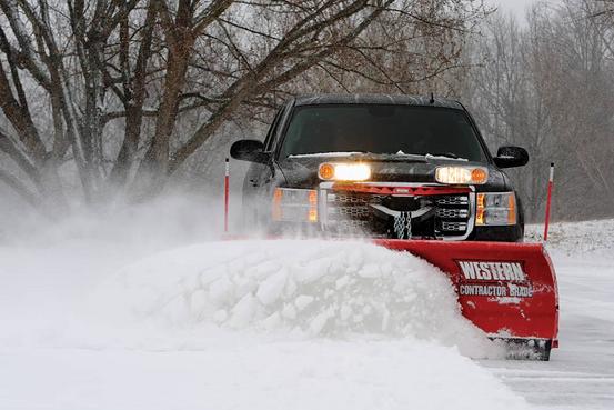SNOW PLOWING SERVICES FOR BUSINESSES IN OMAHA NEBRASKA