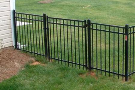 Quality Pet Fencing Services and Cost in Las Vegas | McCarran Handyman Services