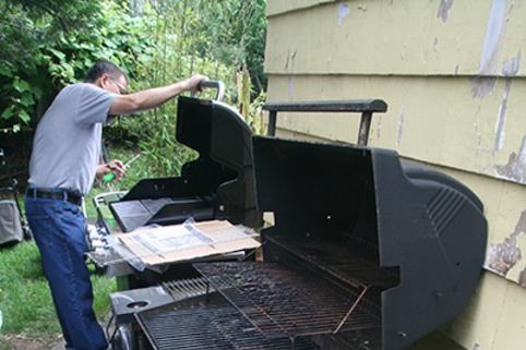 Local Old Barbecues and Grill Removal Services in Omaha NE | Omaha Junk Disposal