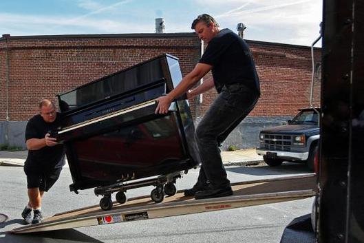 Piano Moving Services and Cost in Omaha NE | Price Moving Hauling Omaha