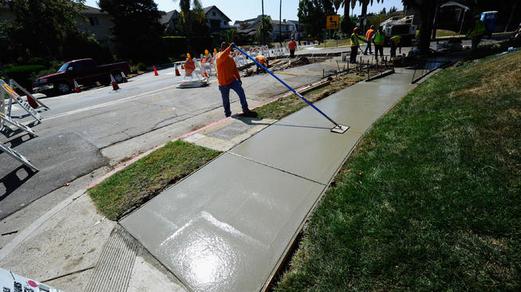 Best Sidewalk Installer Sidewalk Contractor and Cost in Lincoln NE | Lincoln Handyman Services