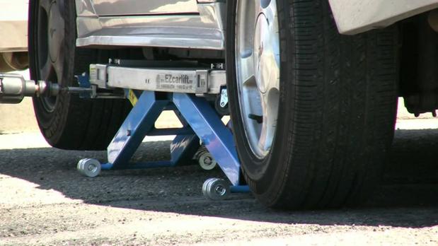 Mobile Tire Service >> Mobile Tire Change Mobile Tire Repair Mobile Flat Tire Change Mobile Tire Service >> Mobile Tire Change Mobile Tire Repair Mobile Flat Tire Change