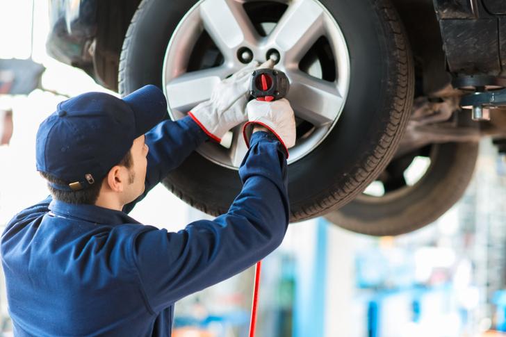 Tire Change and Repair Services in Omaha NE | 724 Towing Services Omaha