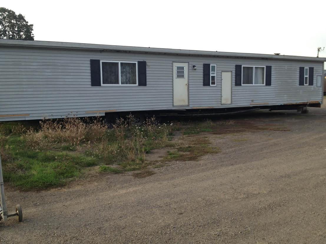 Featured image of post Used Mobile Homes For Sale Near Me By Owner - 2020 commodore, home is just too small for the current owners.