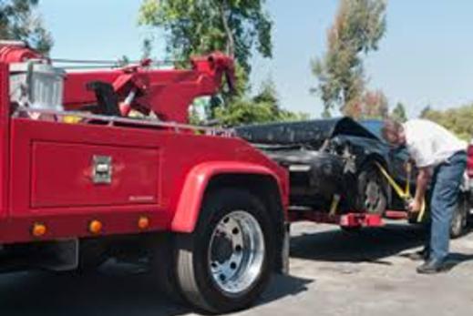 FLATBED/WHEEL LIFT SERVICES