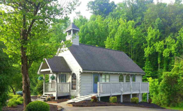 Affordable Pigeon Forge Gatlinburg Smoky Mountain Wedding Chapel