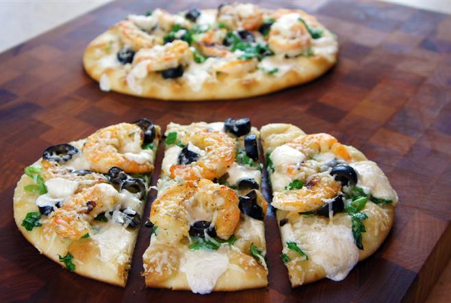 Grilled Shrimp Pizza | AmateurKitchen.TV