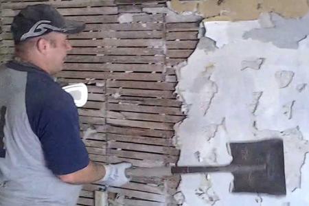 Leading Lathe Wall Removal in Lincoln NE | LNK Junk Removal