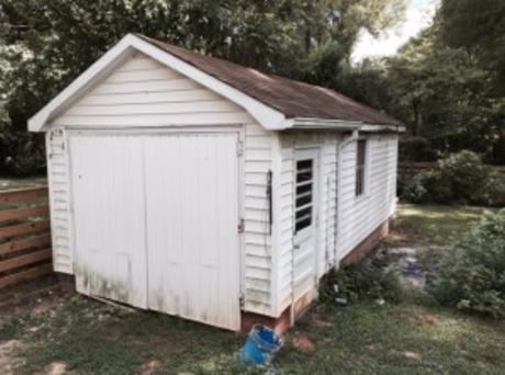 LOCAL OUTBUILDING DEMO SERVICES IN OMAHA | OMAHA JUNK DISPOSAL