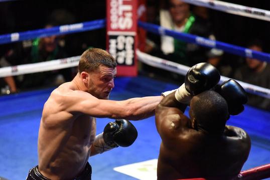 Boxing: Gabriel Flores Jr. becomes the one-punch-man for this fight and  delivers a massive knockout in just 30 seconds