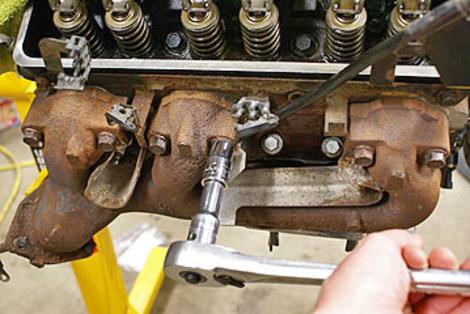 EXHAUST MANIFOLD REPAIR SERVICES LAS VEGAS The Basics behind Manifold Replacement Services at Aone Mobile Mechanics