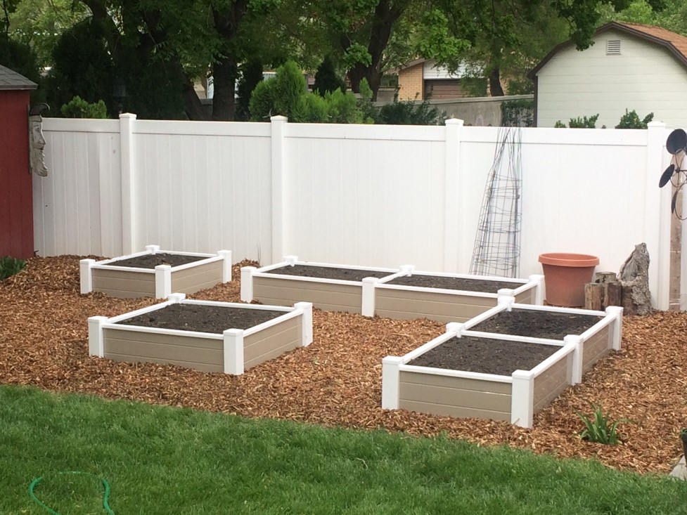 Vinyl Raised Bed Garden Planters