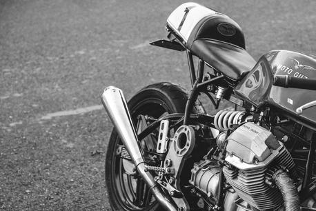black and white motorcycle wallpaper
