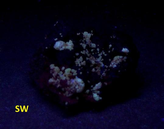 Chrome Cerussite crystals Magnet Mine Australia