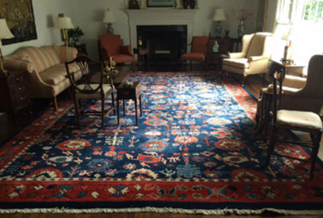 Decorating with an oriental rug