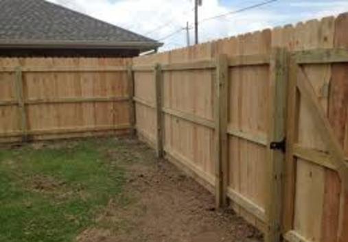 Excellent Wood Fence Contractor in Milford NE | Lincoln Handyman Services