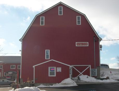 Shawnee Country Barns Antique Co Op