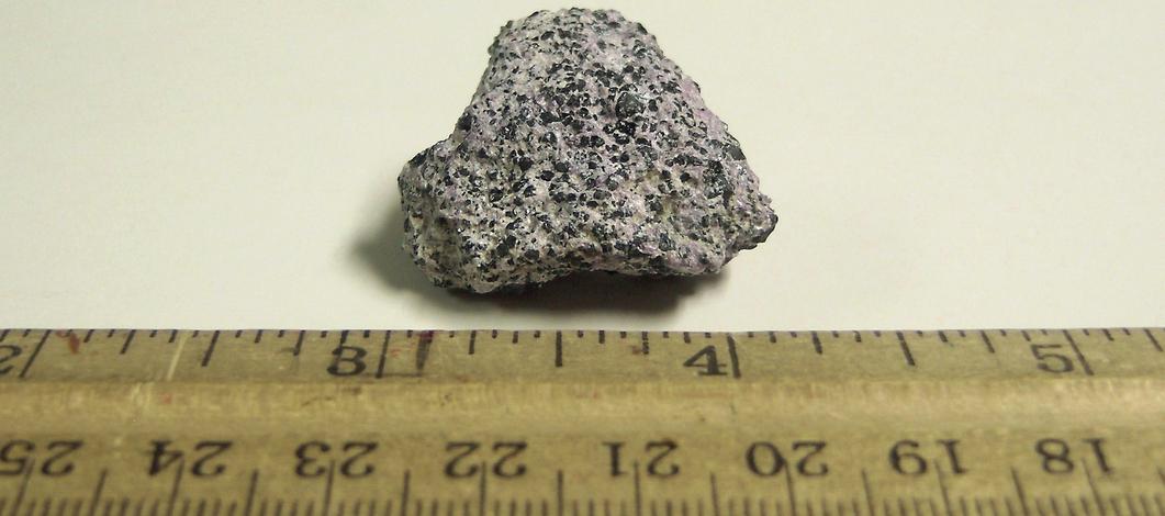 CHROMITE, CHROMIAN CLINOCHLORE KAMMERERITE - Unnamed Chromite prospects, Bare Hills, Baltimore County, Maryland, USA - for sale