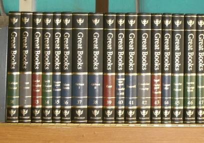 Best Encyclopedia Sets Removal in Lincoln NE | LNK Junk Removal