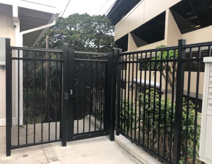 ISLAND RAILING & GATES LLC Aluminum Driveway Gates, Aluminum Gates
