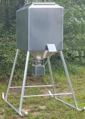 aluminum deer feeder