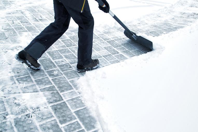 Sidewalk Snow Removal Valley Nebraska