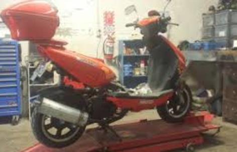 MOBILE MOPED REPAIR SERVICES SCOOTER AND MOPED REPAIR FX MOBILE MECHANIC SERVICES