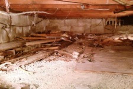 Leading Crawl Space Clean Outs Service in Lincoln NE | LNK Junk Removal
