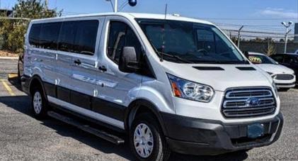 15 passenger vans to juarez airport