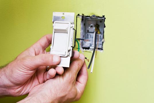GET PROFESSIONAL LIGHT SWITCH INSTALLATION SERVICES IN LAS VEGAS HENDERSON NV