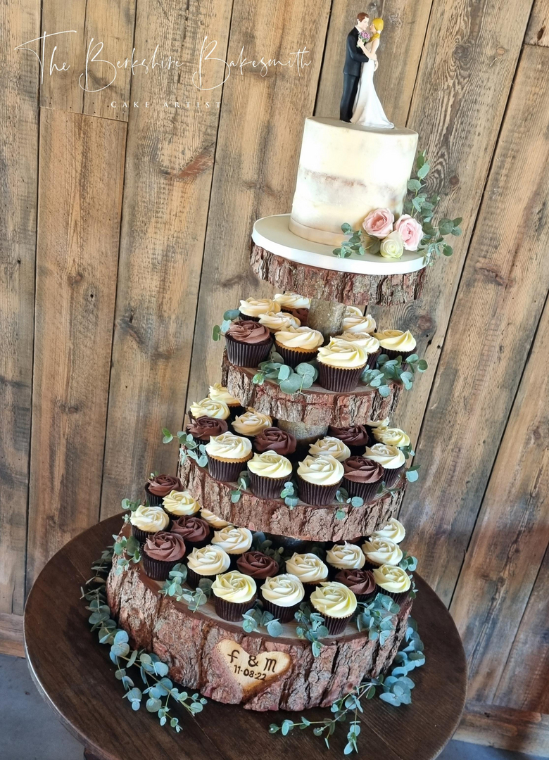 Wedding store cake cupcakes