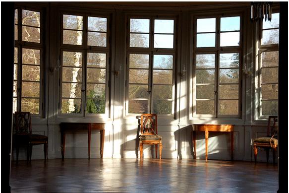 Photo of insulated double pane glass in windows