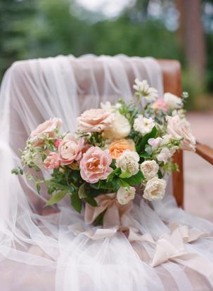 Summer wedding, Bella Lu Floral, Beaver Creek wedding florist, destination wedding florist