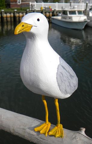 How to make a DIY carved wooden Seagull for nautical themed crafts or decor. FREE step by step instructions. www.DIYeasycrafts.com