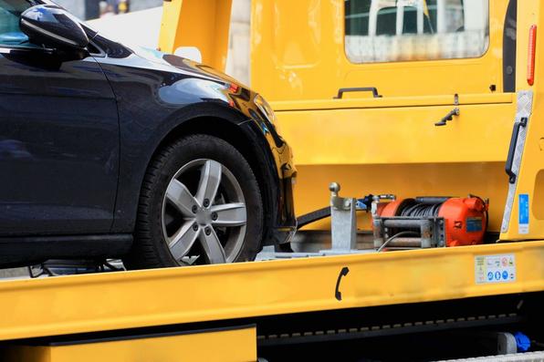 Emergency FREIGHTLINER Roadside Assistance in Omaha, NE