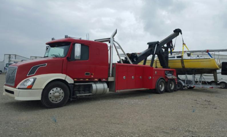 Specialized Equipment Towing Services in Omaha NE | 724 Towing Services Omaha