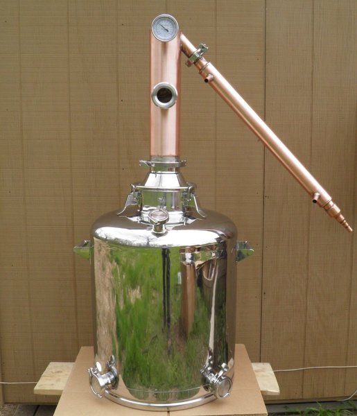 26 Gallon Moonshine Still with 4" Copper Reflux Column Moonshine Still
