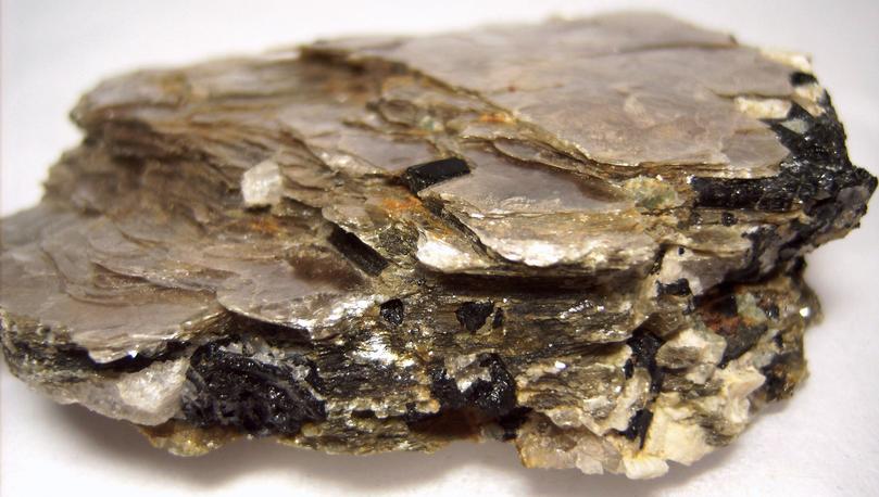 MUSCOVITE, SCHORL, Quartz, fluorescent APATITE -Kirk No. 2 quarry (Blake Quarry), Gilsum, Cheshire County, New Hampshire, USA