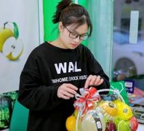 Hộp hoa quả nhập khẩu quà tặng 20/11 đẹp