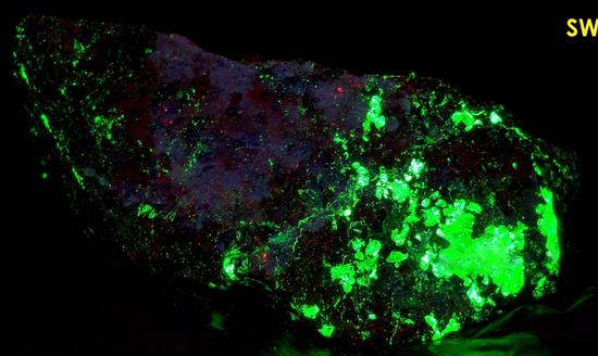 fluorescent WILLEMITE and HYDROZINCITE, ZINCITE, FRANKLINITE,Sterling Mine, Sterling Hill, Ogdensburg, Franklin Mining District, Sussex County, New Jersey, USA