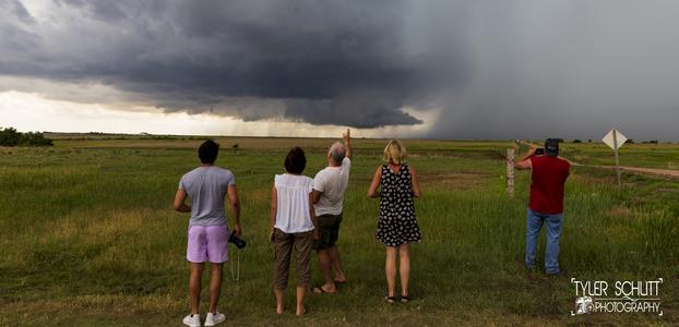Kansas storm chasing vacation with tour guests