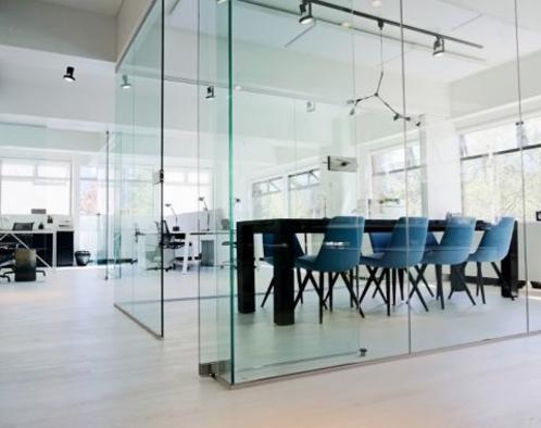 SINGLE MULTI STORY OFFICE CLEANING