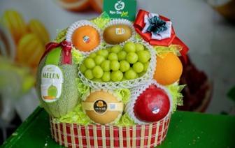 giỏ hoa quả nhập khẩu đóng sẵn