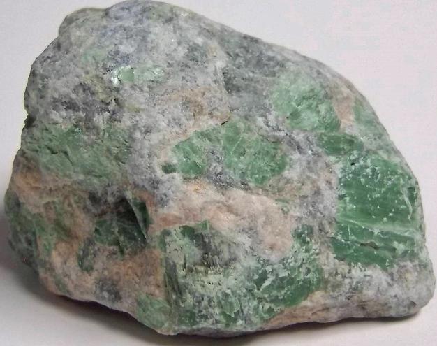 Chromian Diopside, Grossular Garnet, Calcite, Pyrite - Hunting Hill quarry (Rockville Crushed Stone Quarry; Travilah Quarry; Rockville Quarry; Bardon Stone Quarry; Aggregate Industries Quarry), Rockville, Montgomery County, Maryland, USA