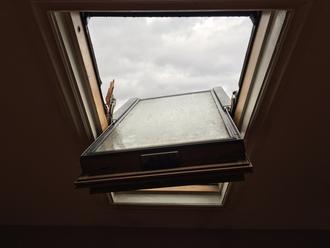 velux roto roof window skylight repair service maintenance installers specialist blind in London centre pivot top hung glass