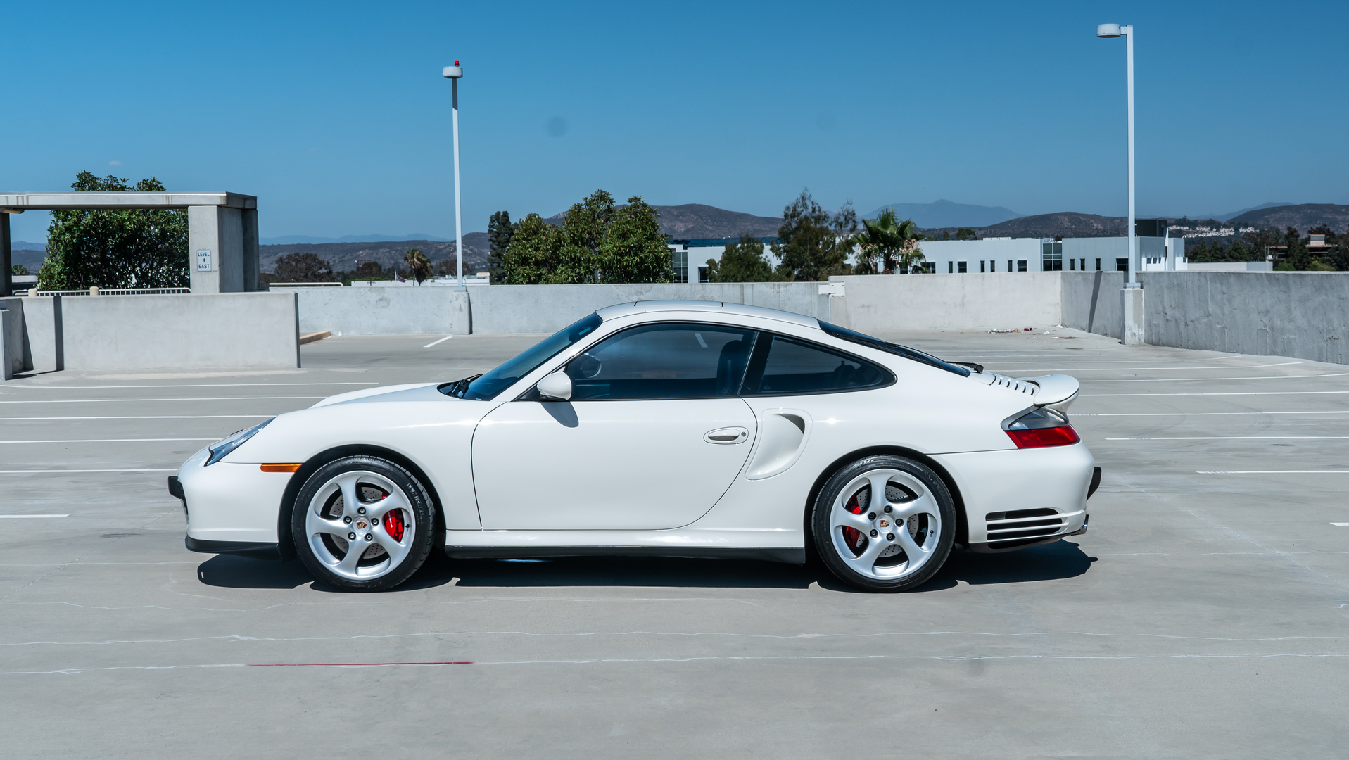 996 white outlet