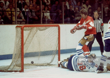 Remembering Bernie Parent's cup-winning days as the Niagara Falls Flyers  goalie