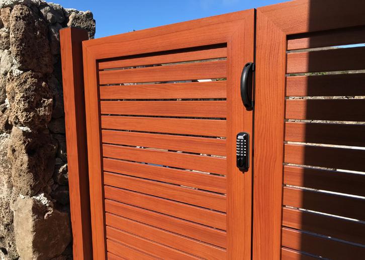 Island Style Gates, Aluminum Gates, Aluminum gates Hawaii, custom aluminum gates , Privacy Gates Oahu, Modern Aluminum Gates